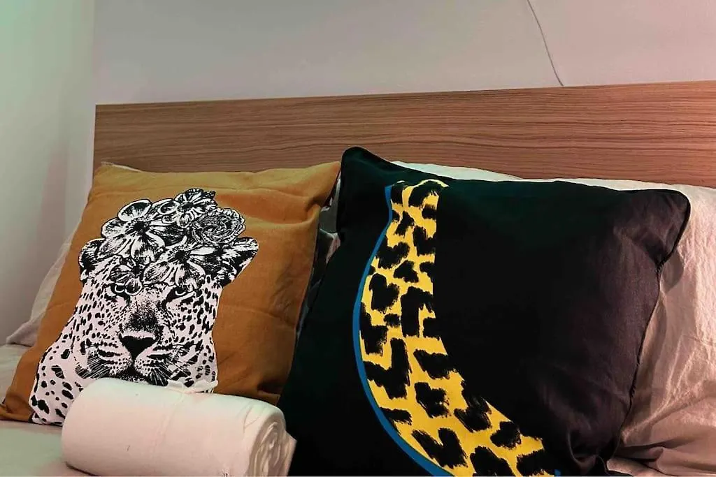 London Flat Next To Central Line Underground Station Apartment