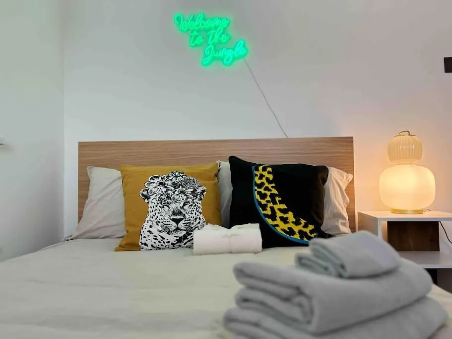 London Flat Next To Central Line Underground Station Apartment
